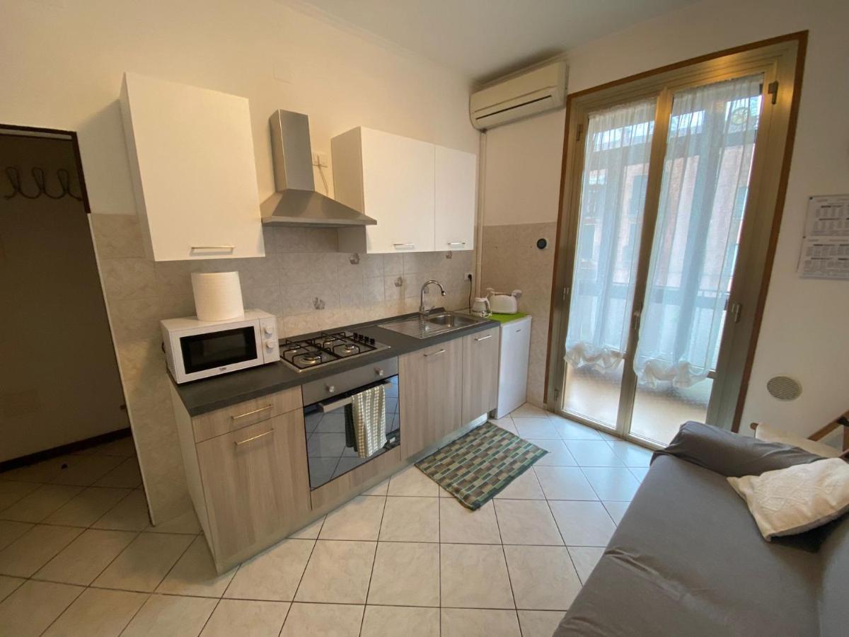 Little And Cozy Flat Near Venice Marghera Exterior foto
